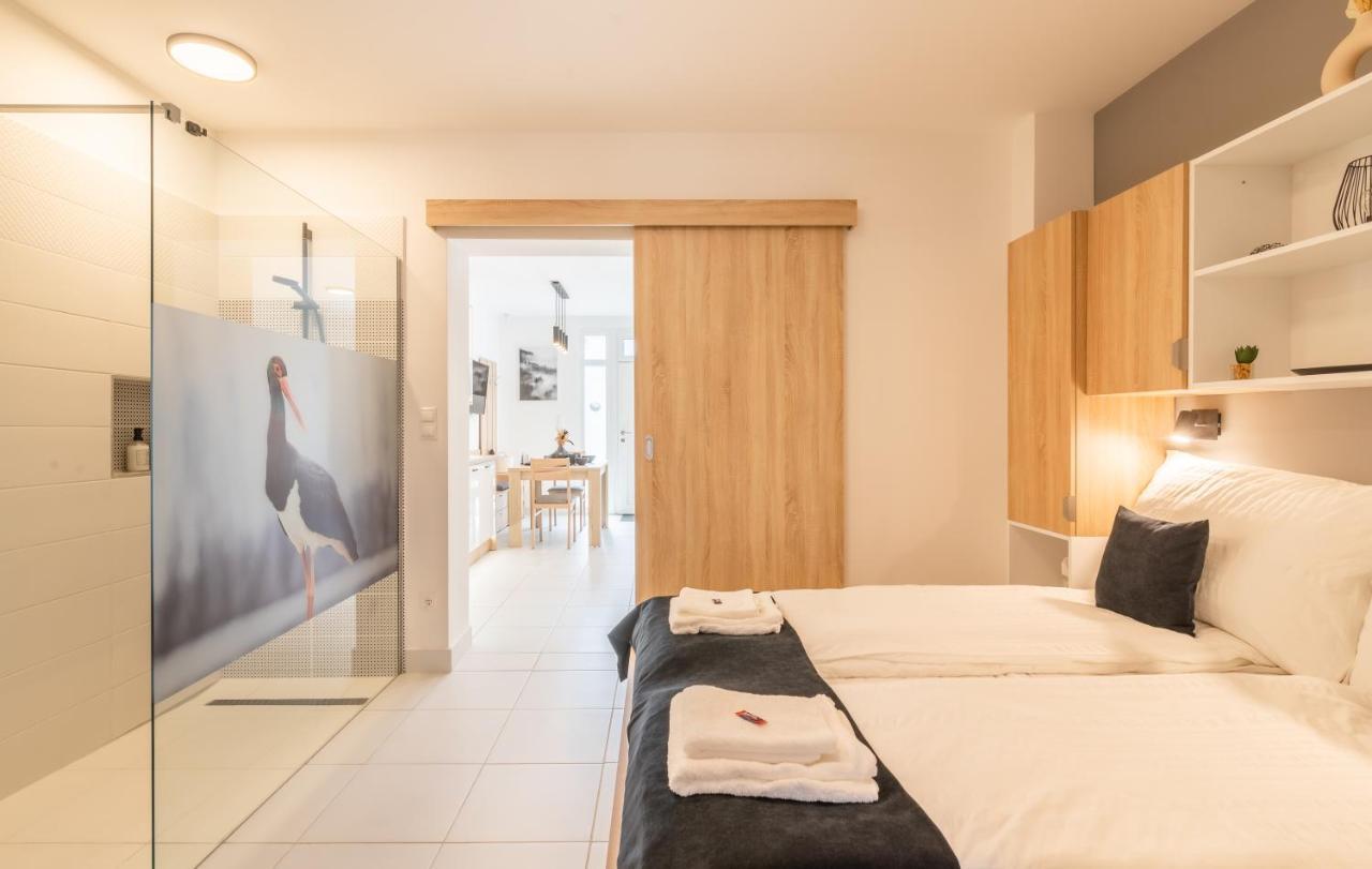 Jegmadar & Fekete Golya Apartmanok Mosonmagyarovar Ngoại thất bức ảnh
