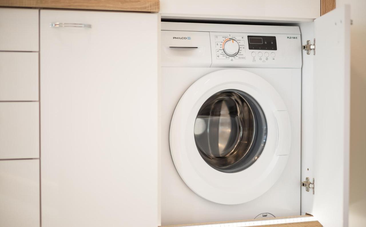 Jegmadar & Fekete Golya Apartmanok Mosonmagyarovar Ngoại thất bức ảnh